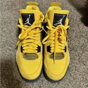 Air Jordan Retro 4 Yellow Lightings